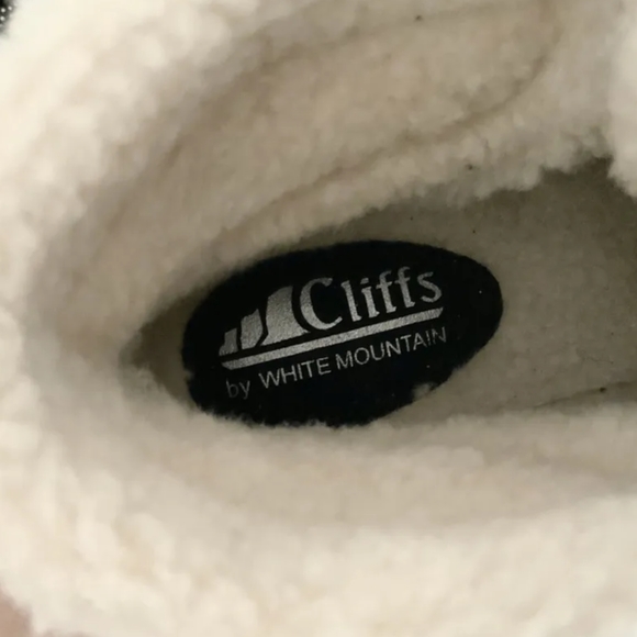 WHITE MOUNTAIN Cliffs Dock Suede Fur Sherpa Shearling Chunky Lug Ankle Booties E - Picture 3 of 5